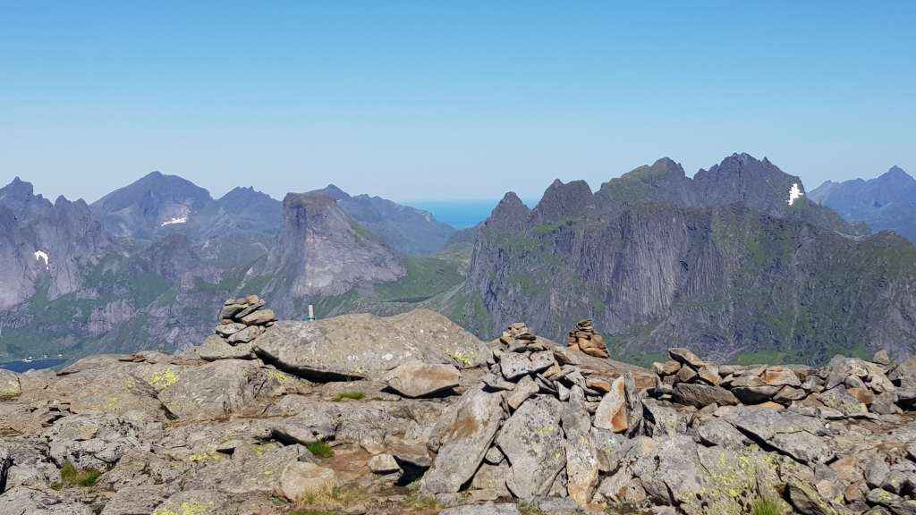 You are currently viewing Munken 770 moh. 23.07.2017 (nordtoppen)