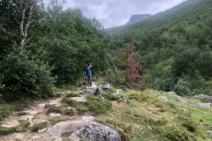 Fin og flott sti på vei oppover.